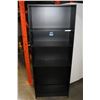 Image 1 : BLACK SIX FOOT BOOKSHELF