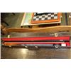Image 1 : VINTAGE NATIONAL POOL CUE 19 OZ INC CASE