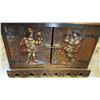 Image 3 : CARVED 2 DOOR CUPBOARD