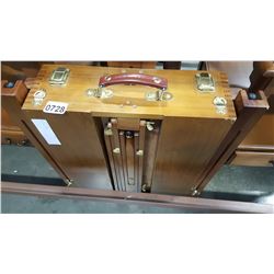 ARTIST EASEL