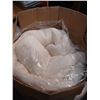 Image 2 : NEW QUEEN SIZE COMFORTER W/ FAUX SHEEPSKIN LINING