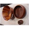 Image 2 : WOOD BOWLS