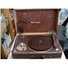 Image 2 : VINTAGE WILCOX GAYL RECORD PLAYER