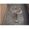 Image 1 : SHAVING STAND AND FIRE EXTINGUISHER