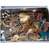 Image 3 : SMALL TIN OF JEWELLRY AND RINGS