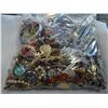Image 2 : BAG OF JEWELRY