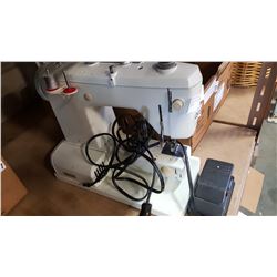 BROTHER PACE SETTER SEWING MACHINE