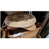 Image 2 : LARGE LOT OF VARIOUS BASKETS