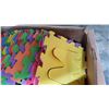 Image 3 : LOT OF CHILDS ROOM PLAY MATS
