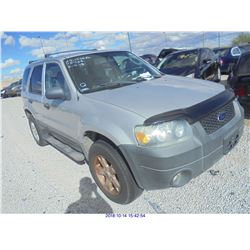 2005 - FORD ESCAPE