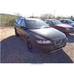 2002 - VOLVO V70 // RESTORED SALVAGE