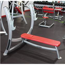 CYBEX FLAT BENCH PRESS