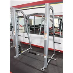 CYBEX PLATE LOADED SMITH PRESS
