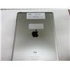 Image 3 : APPLE i - pad2/16gb with WIFI / Excellent condition / no  cracks