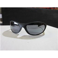 New Foster Grant Sunglasses