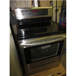 LG Stainless Stove with Ceramic top 5 Burner quick boil burner