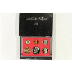 1982 US PROOF SET (WITH BOX)