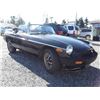 Image 2 : D1 -- 1975 MG MGB CONVERTIBLE, BLACK, 145,311 KMS
