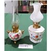 Image 1 : 2 VINTAGE PORCELAIN OIL LAMPS