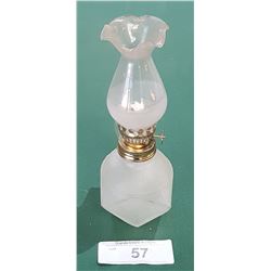 VINTAGE OIL LAMP