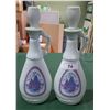 Image 1 : 2 GLASS DECANTERS