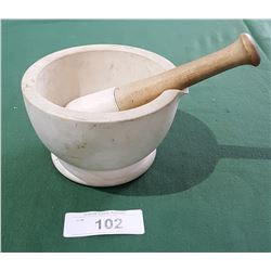 VINTAGE PHARMACEUTICAL MORTAR & PESTLE
