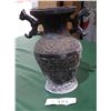 Image 1 : UNIQUE COPY OF MING DYNASTY VASE W/CATS