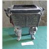 Image 1 : COPY OF ASIAN MING DYNASTY POT