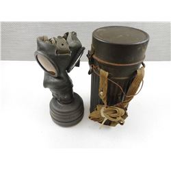 WWII GERMAN GAS MASK WITH CAN