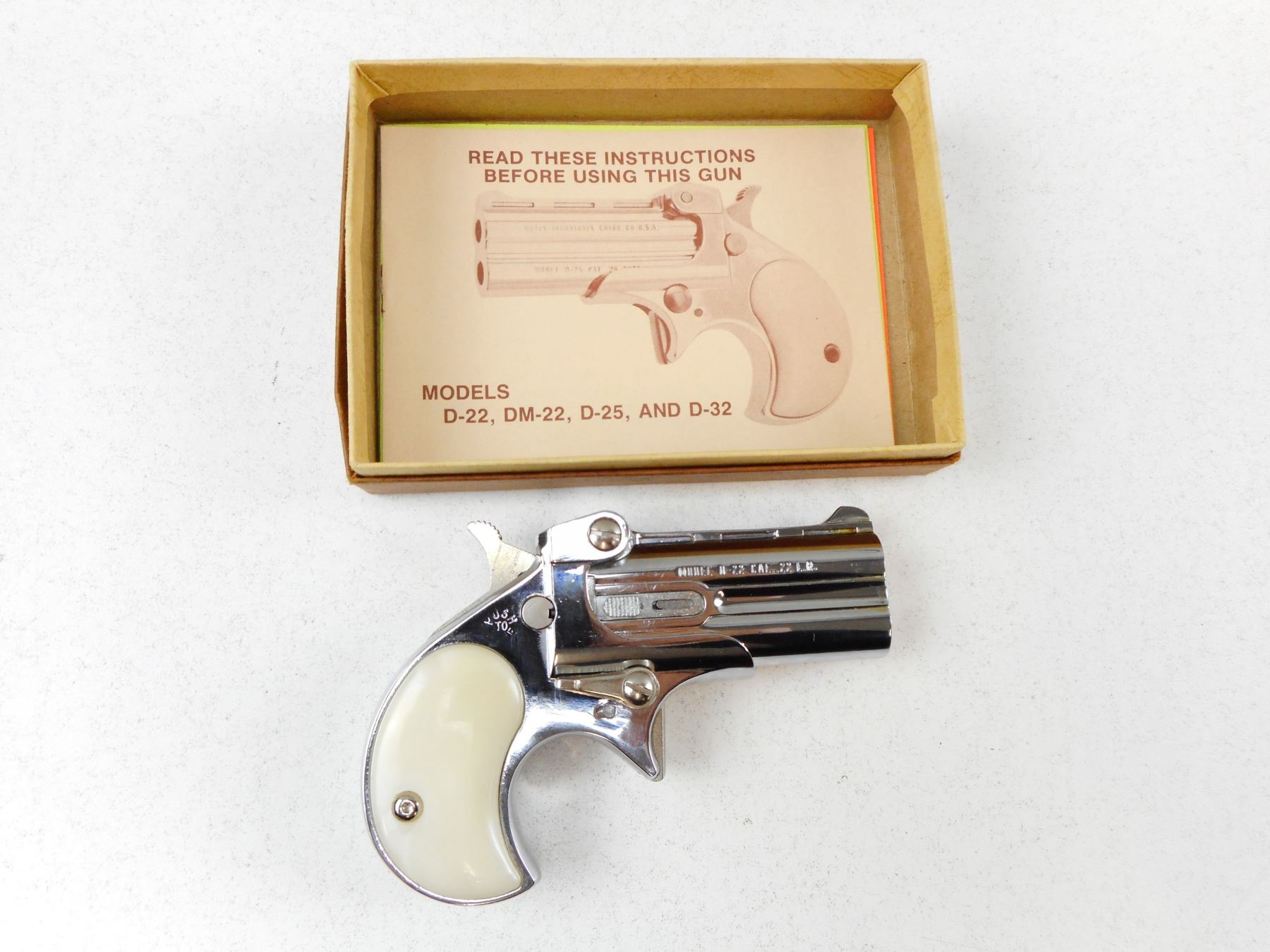 Davis Model 2 DAVIS , MODEL: D22 , CALIBER: 22 LR