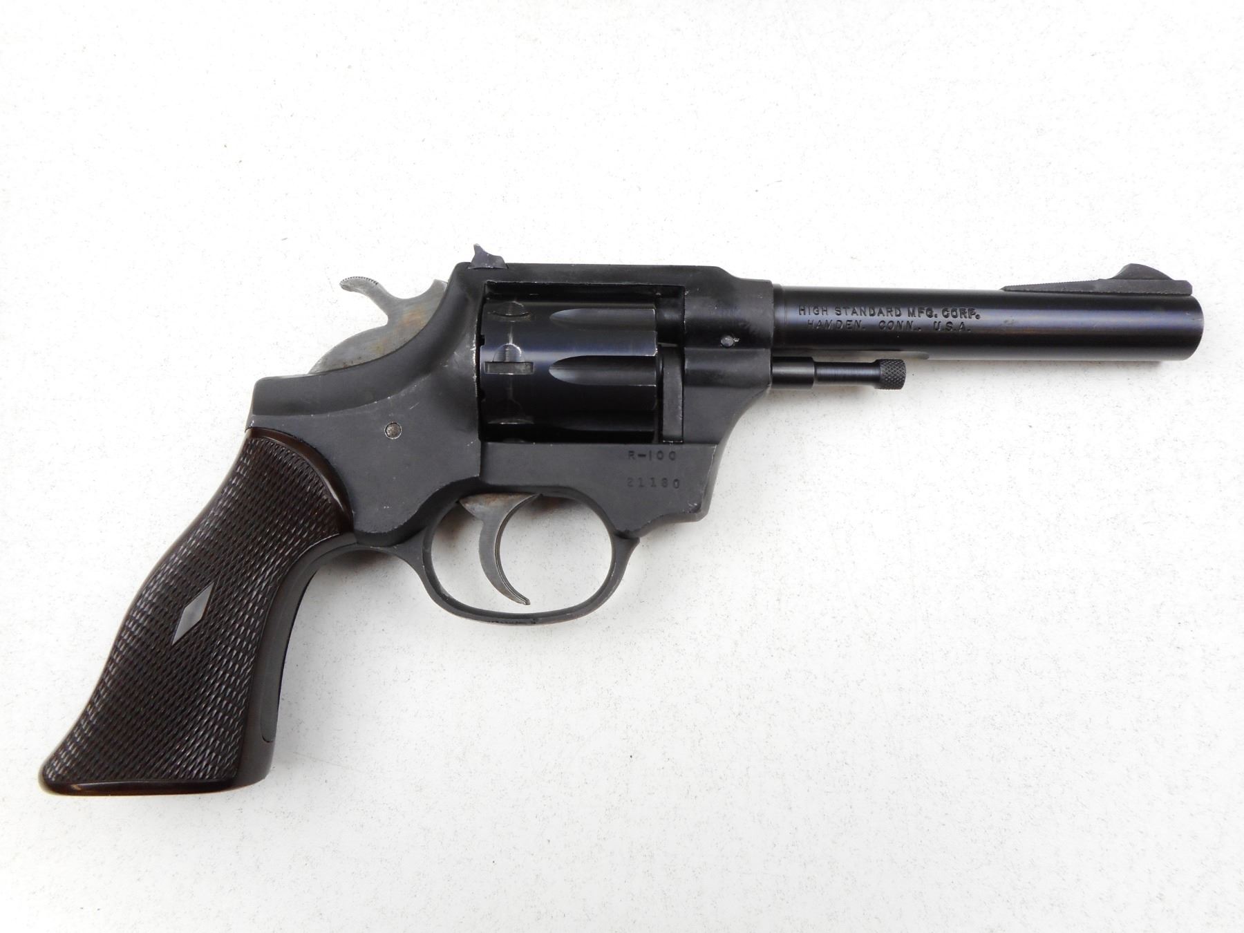 High Standard R100 HIGH STANDARD , MODEL: SENTINEL R100 , CALIBER: 22 LR