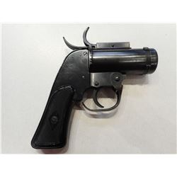 WWII ERA, SIGNAL PISTOL, USA, MOD AN-M8 , MODEL:  , CALIBER: N/A