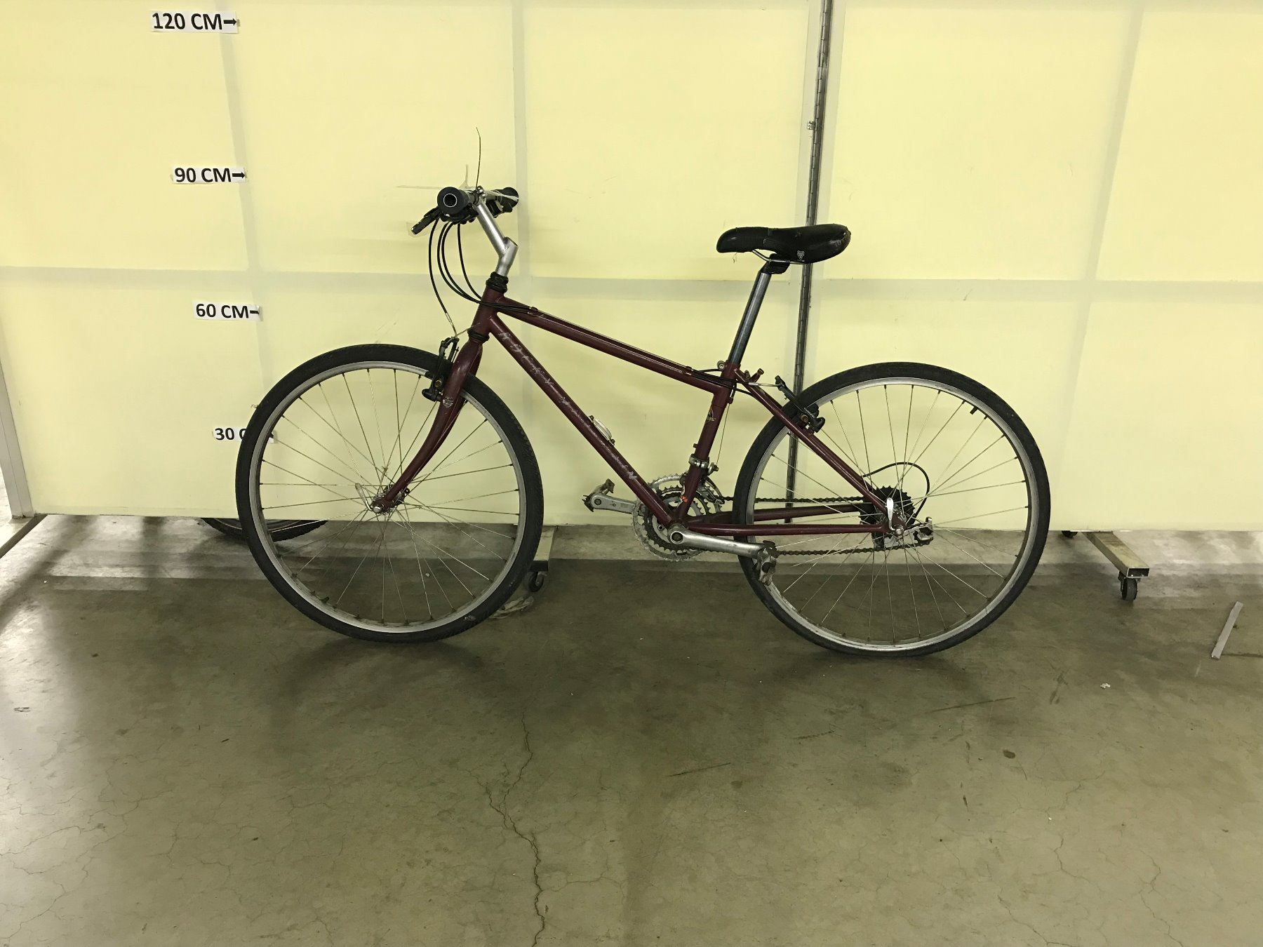 BURGUNDY ROCKY MOUNTAIN 21 SPEED ROAD BIKE - 31712677 1 BURGUNDY ROCKY MOUNTAIN 21 SPEED ROAD BIKE - 31712677 1