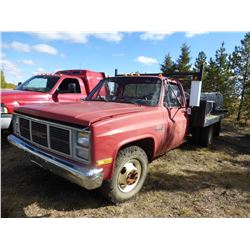 1988 GMC SIERRA 3500 TRUCK