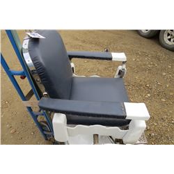 BARBER'S CHAIR
