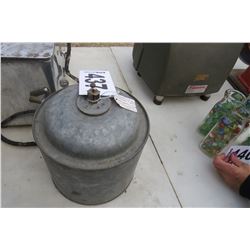 GALVANIZED OIL/KEROSENE CAN