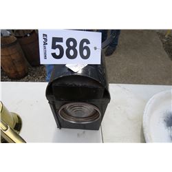 CHALWYN LAMP (MADE IN ENGLAND)