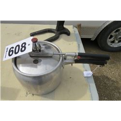 WEAREVER PRESSURE COOKER