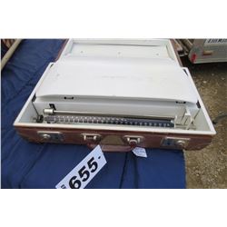 BABY SCALE IN CARRY CASE