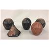Image 2 : Group of 5 Fine Santa Clara Pots