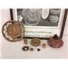 Image 2 : Group Miscellaneous Baskets and Poster