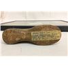 Image 6 : Civil War Blanket and Child’s Shoe Form