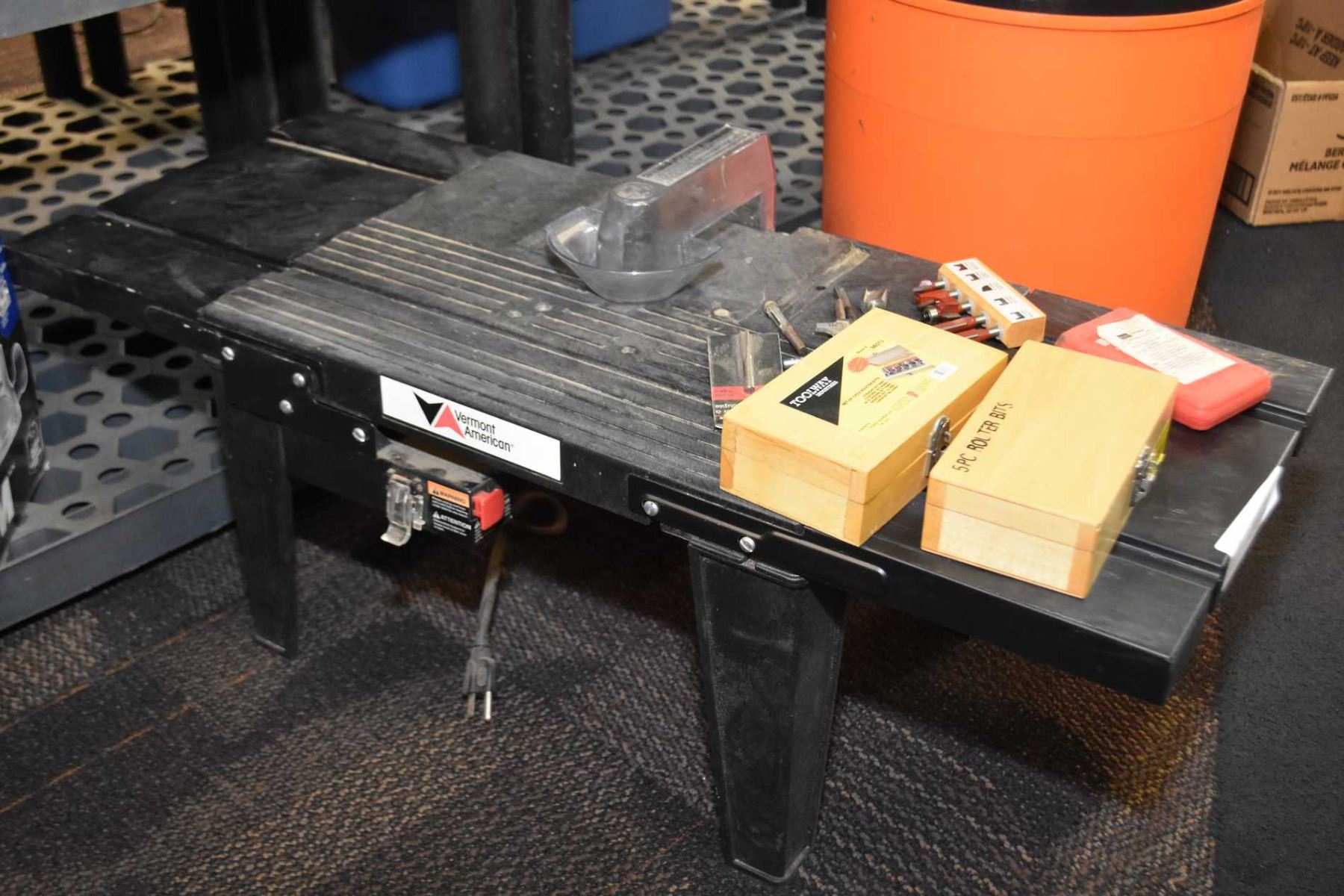 Table top router table, selection of rotor bits, MasterCraft maximum ...