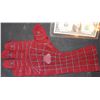 Image 1 : AMAZING SPIDER-MAN PRODUCTION USED SUIT GLOVE WITH PALM WEBB SLINGER ONLY ONE EVER OFFERED!