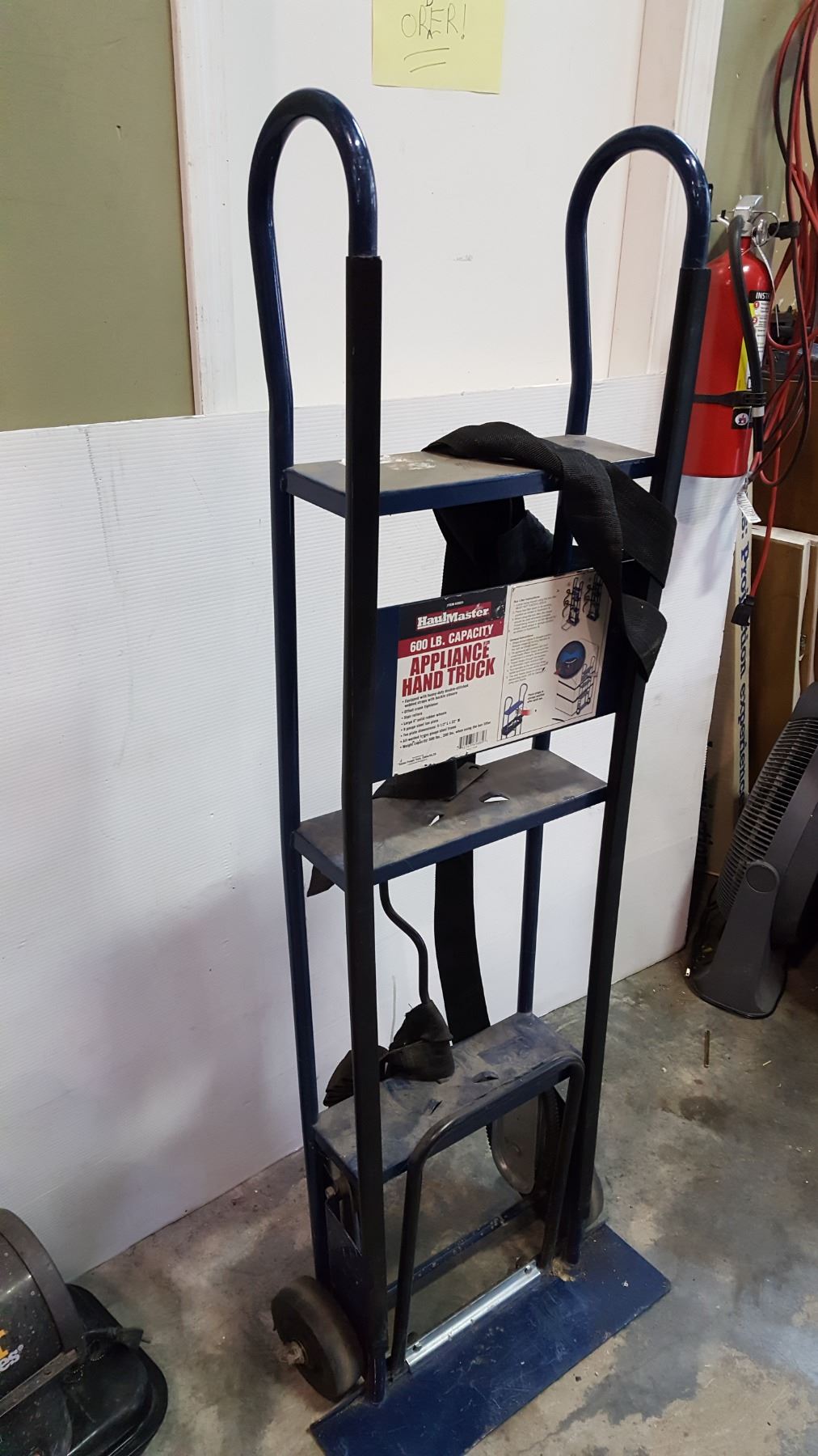 600 lb Capacity Appliance Hand Truck by Haul Master 600 lb Capacity Appliance Hand Truck by Haul Master