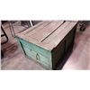 Image 1 : GREEN WOOD APPLE BOX WITH CONTENTS