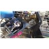 Image 2 : TRAILER HITCH 2 5/16 INCH BALL AND EXTRA BALL