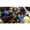 Image 2 : PALLET OF HOCKEY GEAR SKI BOOTS AND SPORTING GOODS