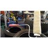 Image 2 : 3 FOOT PAINT ROLLER