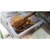 Image 1 : TOTE OF VINTAGE TOOLS